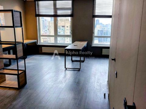 коммерческая по адресу Жилянская ул., 68