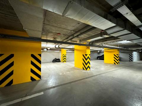 коммерческая по адресу Нагорная ул., 18/16