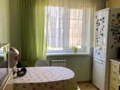 квартира за адресою Академіка Корольова просп., 12