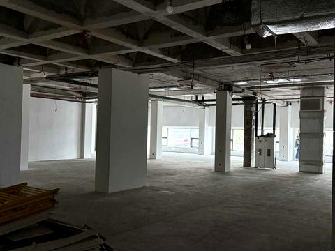 коммерческая по адресу Крещатик ул., 18