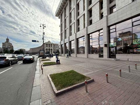 коммерческая по адресу Крещатик ул., 18