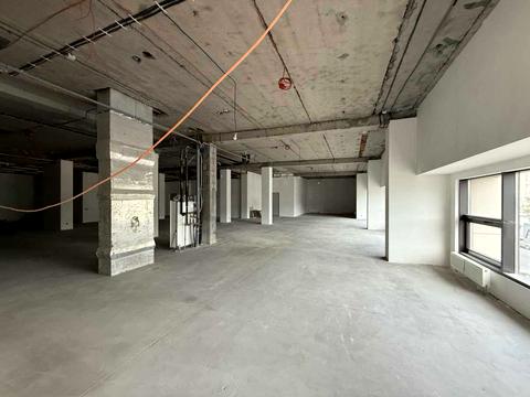 коммерческая по адресу Крещатик ул., 18