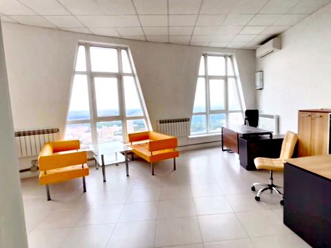 комерційна за адресою Кловський узвіз (Кловський), 7a