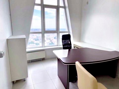 комерційна за адресою Кловський узвіз (Кловський), 7a