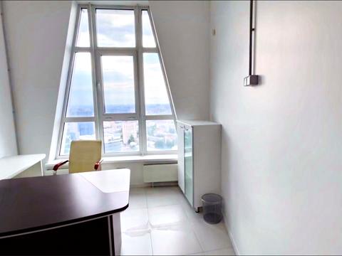 комерційна за адресою Кловський узвіз (Кловський), 7a