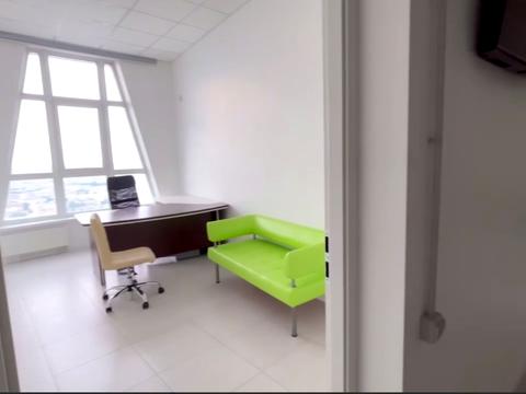 комерційна за адресою Кловський узвіз (Кловський), 7a