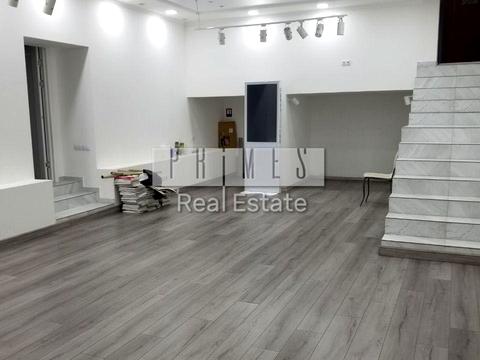 комерційна за адресою Банкова вул., 3