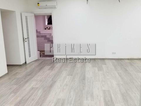 комерційна за адресою Банкова вул., 3