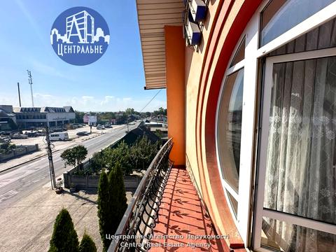 комерційна за адресою Центральна, 5Б