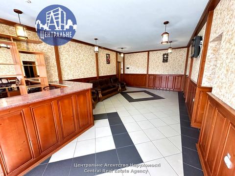 комерційна за адресою Центральна, 5Б