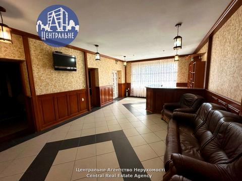 комерційна за адресою Центральна, 5Б