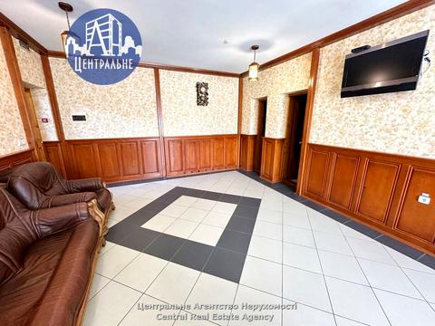 комерційна за адресою Центральна, 5Б