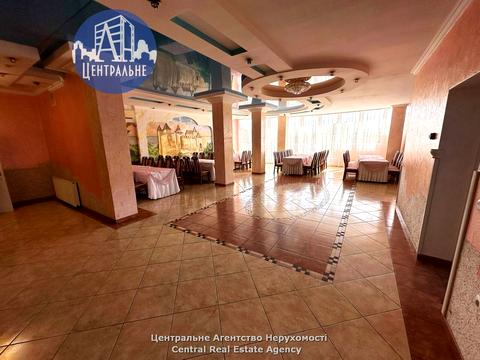 комерційна за адресою Центральна, 5Б