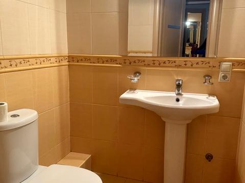 комерційна за адресою Лесі Українки бульв., 23-А