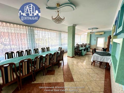 комерційна за адресою Центральна, 5Б