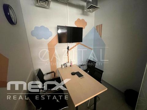 комерційна за адресою Лейпцизька вул., 15