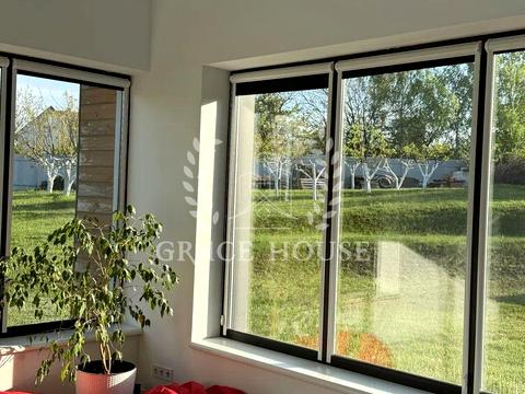 будинок за адресою жовтнева