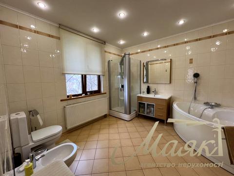 будинок за адресою Миколи Леонтовича вул.