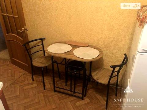 квартира за адресою Зодчих вул., 72