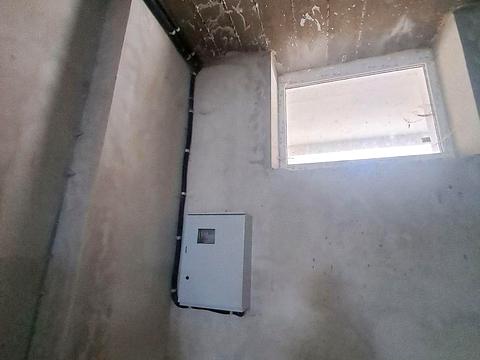 комерційна за адресою Сніжна вул., 52а