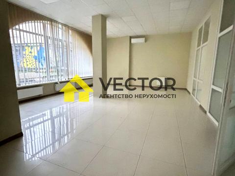 комерційна за адресою Проспект Першотравневий, 18А