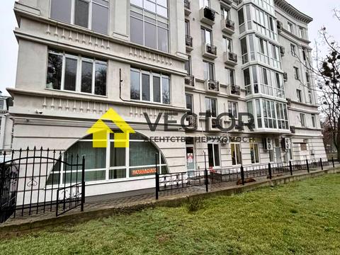 комерційна за адресою Проспект Першотравневий, 18А