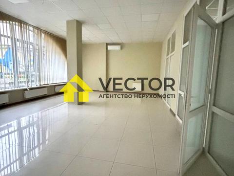 комерційна за адресою Проспект Першотравневий, 18А