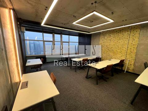 комерційна за адресою Євгена Коновальця вул. (Щорса), 44-А