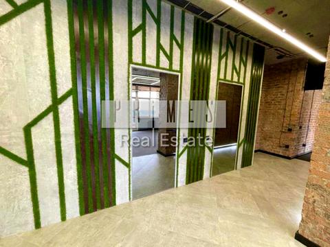 комерційна за адресою Євгена Коновальця вул. (Щорса), 44-А