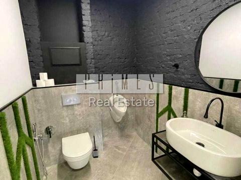 комерційна за адресою Євгена Коновальця вул. (Щорса), 44-А