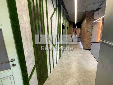 комерційна за адресою Євгена Коновальця вул. (Щорса), 44-А