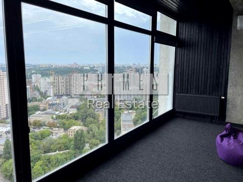 комерційна за адресою Євгена Коновальця вул. (Щорса), 44-А