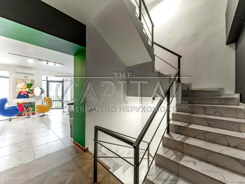 комерційна за адресою Болсуновська вул. (Сергія Струтинського), 4