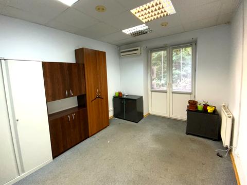 комерційна за адресою Юрія Іллєнка вул. (Мельникова), 12-А