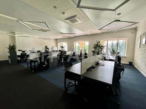 коммерческая по адресу Академика Глушкова просп., 1