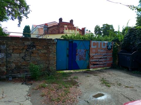 комерційна за адресою Заньковецької вул., 19