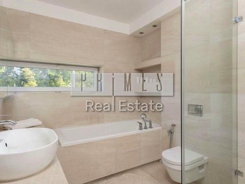 дом по адресу Академическая ул.