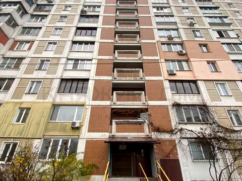 квартира за адресою Ревуцького вул., 18-А