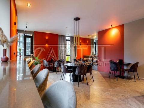 комерційна за адресою Предславинська вул., 42