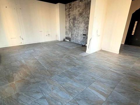 комерційна за адресою Дніпровська набережна вул., 16-Д