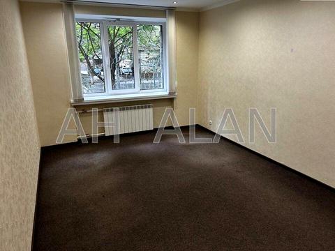 комерційна за адресою Іпсилантіївський пров. (Аїстова вул.), 5