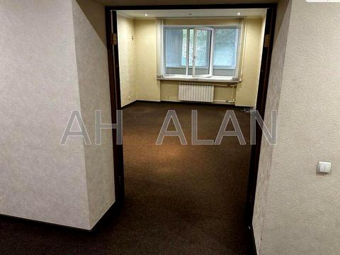 комерційна за адресою Іпсилантіївський пров. (Аїстова вул.), 5