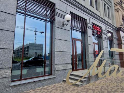 комерційна за адресою Київ, Набережно-Хрещатицька вул., 58