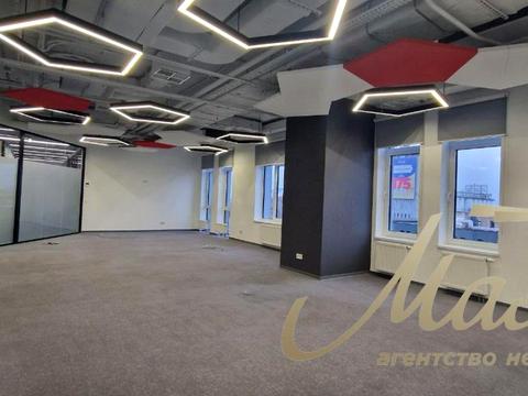 комерційна за адресою Набережно-Хрещатицька вул., 58