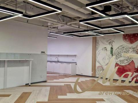 комерційна за адресою Київ, Набережно-Хрещатицька вул., 58