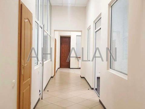 комерційна за адресою Паторжинського вул., 14