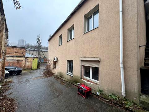 комерційна за адресою Глибочицька вул., 73