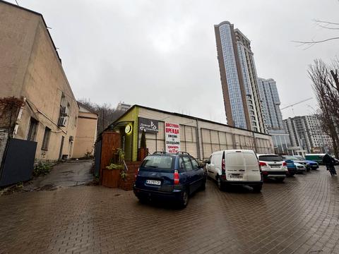 комерційна за адресою Глибочицька вул., 73