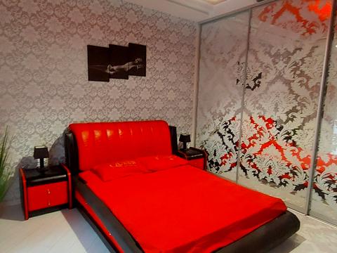 квартира за адресою Металургів просп., 1