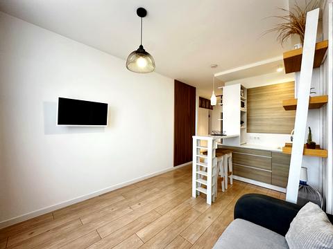 квартира за адресою Юнацька вул., 1